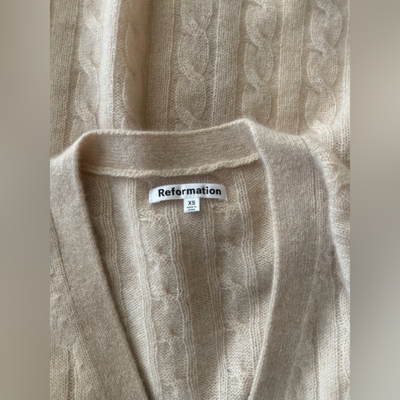 Reformation Giusta Oversized Cashmere Cardigan - Picture 5 of 8